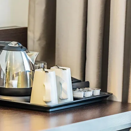 Premier Hotel