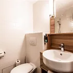Premier 3* הנובר